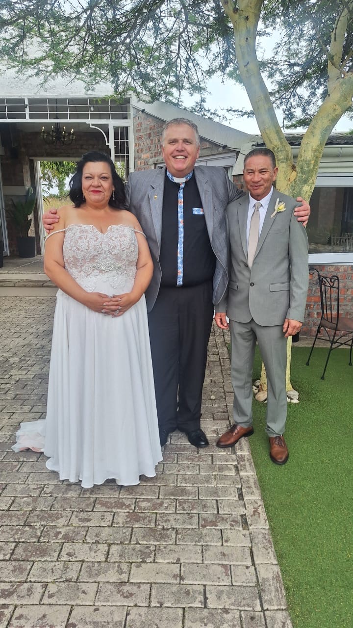 Wedding ceremony by Dr. Gerrit Rademeyer in Jamestown